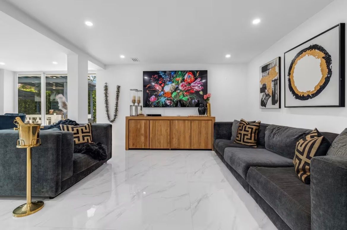 $400 Per Night Miami Property