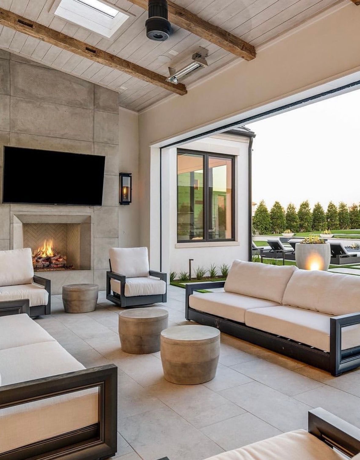 $700 Per Night Houston TX Property