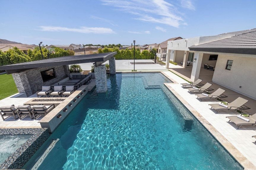 $600 Per Night Houston TX Property