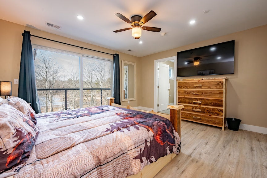 $800 Per Night Blue Ridge GA Property